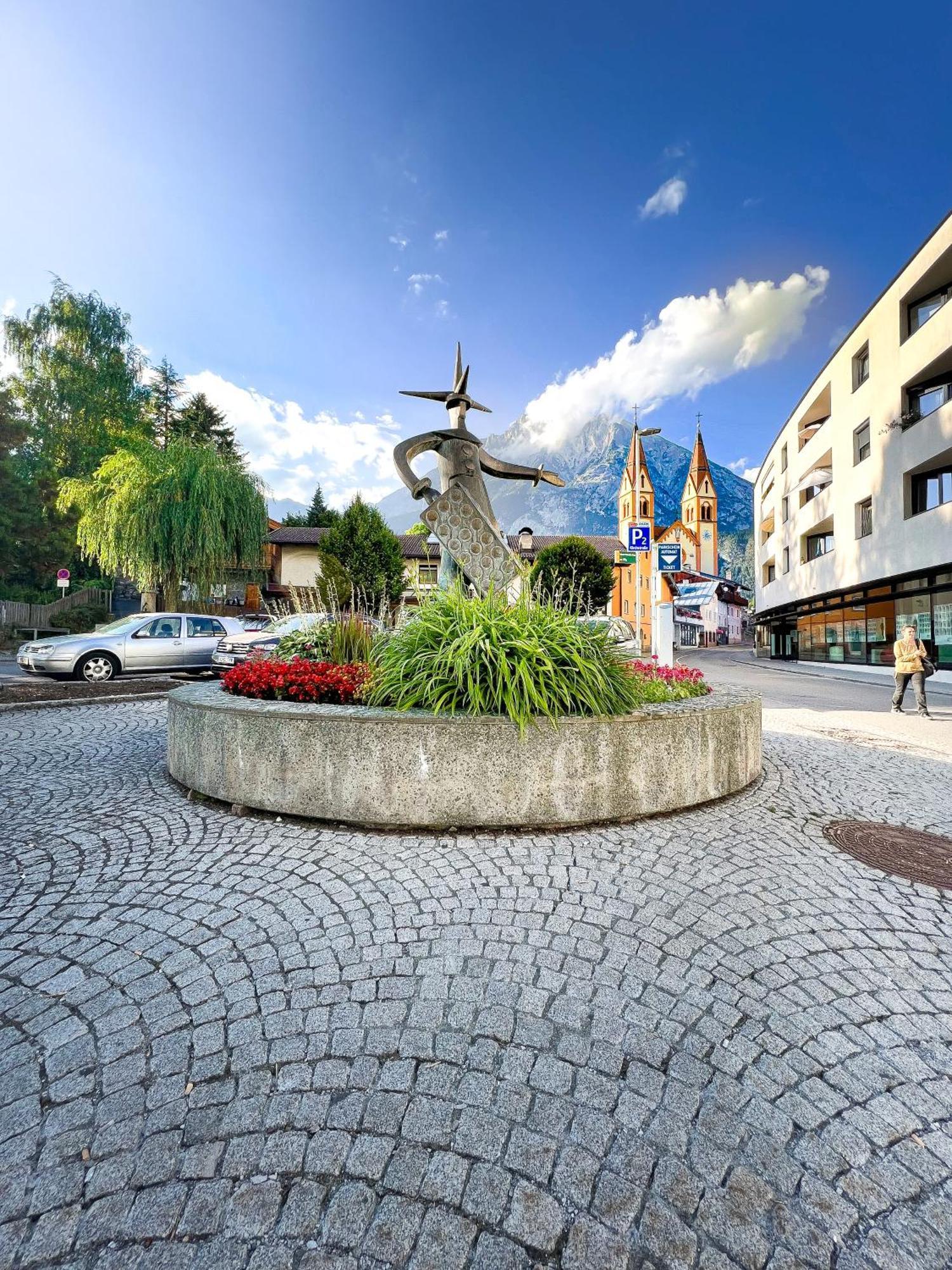 Mitten Im Zentrum Ferienwohnungen Mit Sonniger Terrasse Telfs Exterior photo